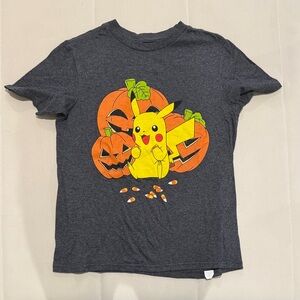 Pokémon Gray Pokémon T-Shirt with Pikachu and Pumpkins